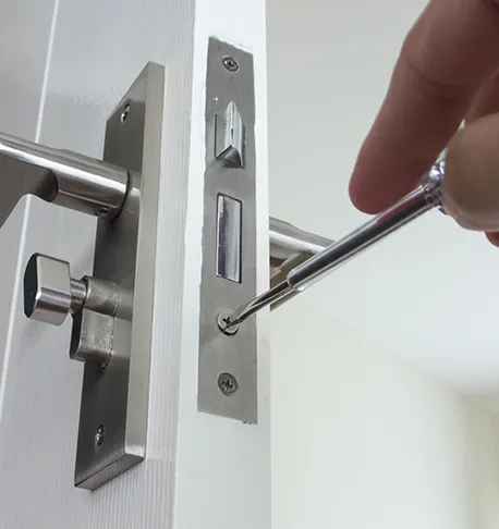 Discover the advantages of choosing our expert locksmith team for rekeying services.