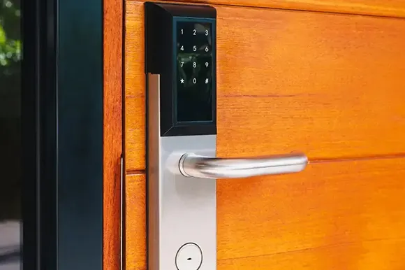 Smart lock installation and troubleshooting services in Beaverton homes and businesses.
