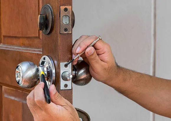 Professional residential locksmith services in Lake Oswego, OR for lockouts and home security upgrades.